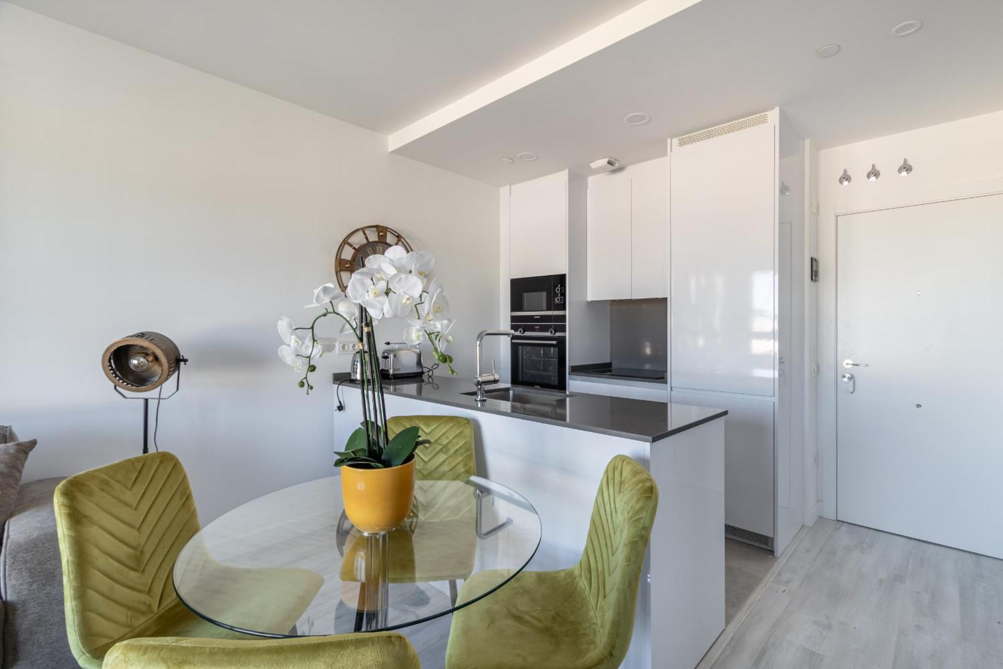 Malaga Skyline 1 Pool & Parking Free Apartment Ngoại thất bức ảnh