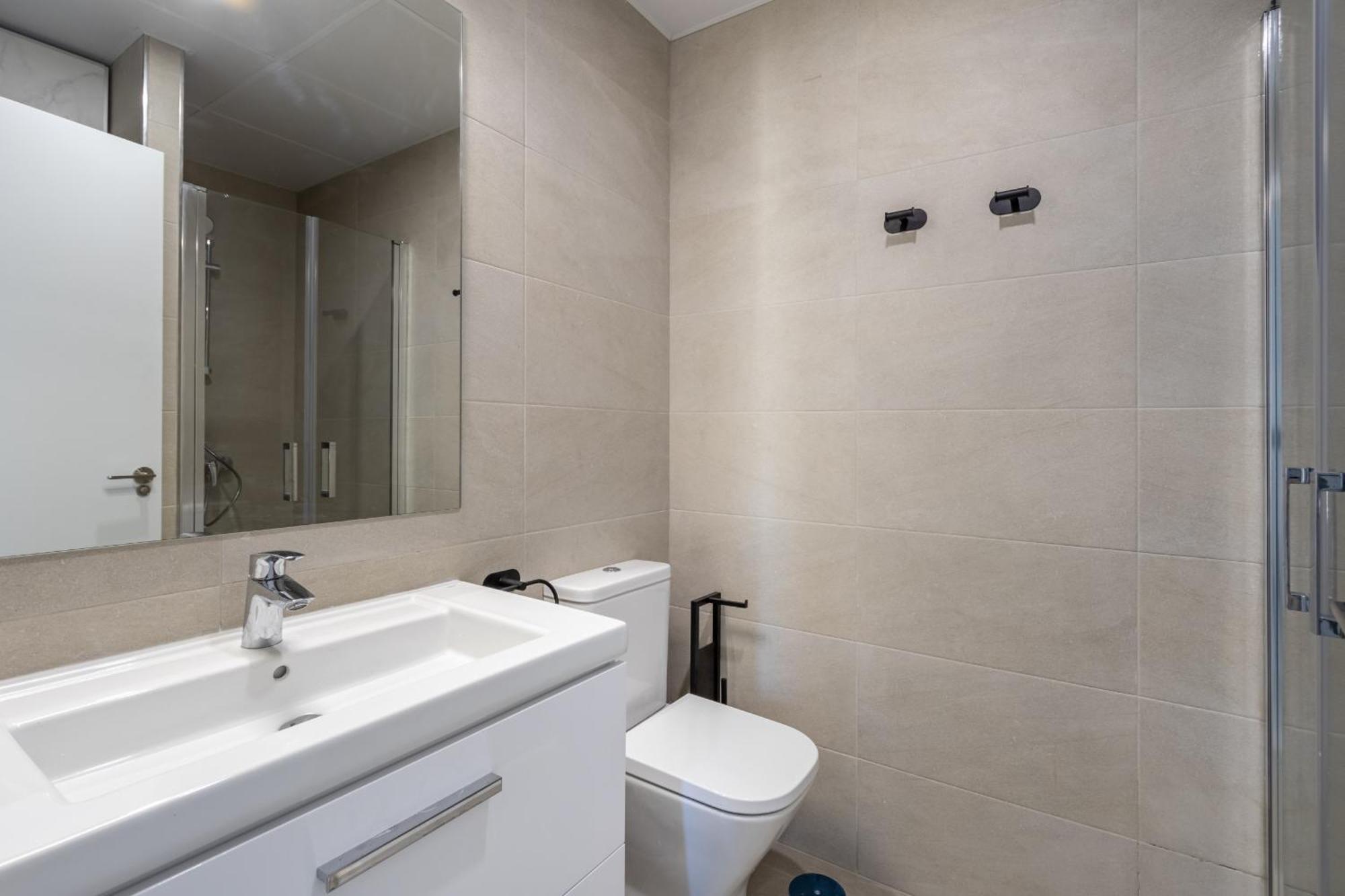 Malaga Skyline 1 Pool & Parking Free Apartment Ngoại thất bức ảnh