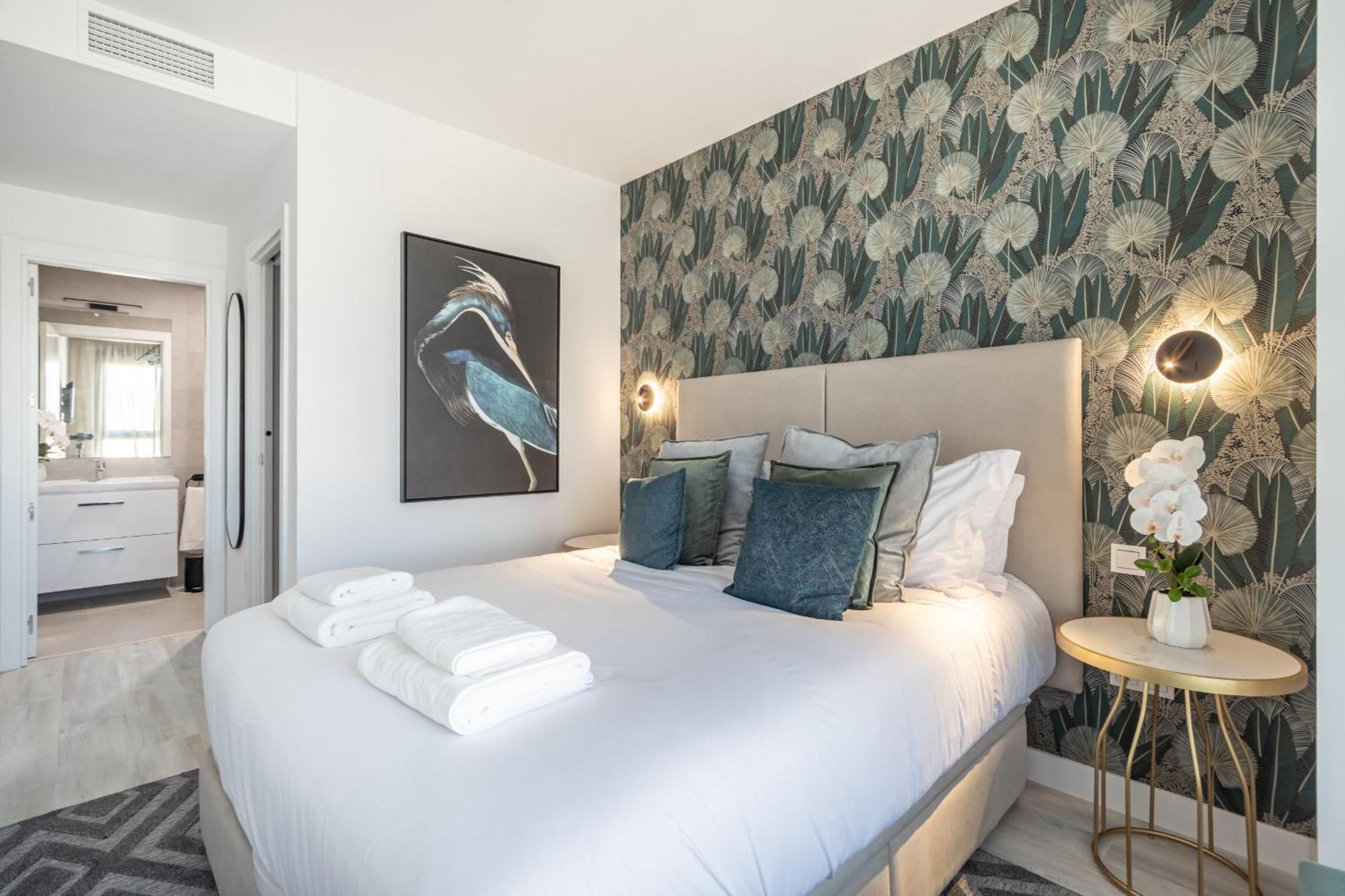 Malaga Skyline 1 Pool & Parking Free Apartment Ngoại thất bức ảnh