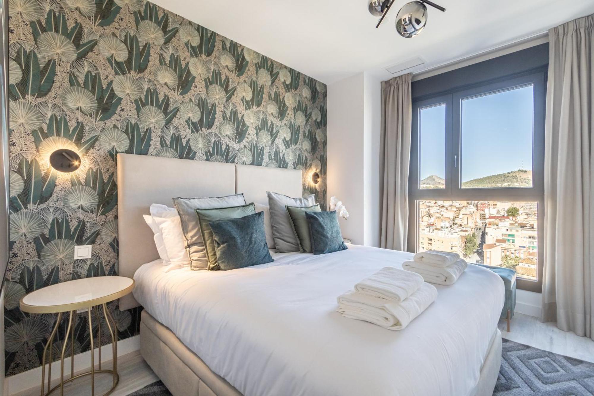 Malaga Skyline 1 Pool & Parking Free Apartment Ngoại thất bức ảnh